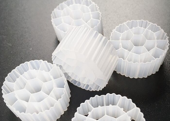 購入 アクティブ・セル・プロセス 白色 HDPE プラスチック MBBR メディア online manufacture