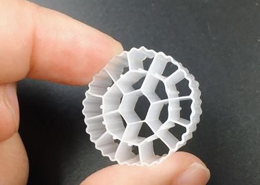 購入 Hdpe K3 バイオセル MBBR 水処理メディア 25*12mm 600m2 / M3 大面積 online manufacture