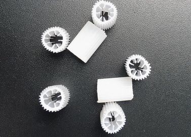 購入 工業用HDPEフィルターメディア HIPS素材 5*5mm サイズ SGS認証 カスタマイズされた色 online manufacture