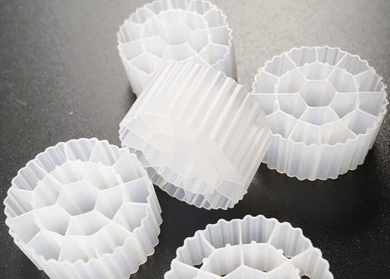 購入 プラスチックMBBR バイオメディア HDPE K3 アクアポニクスフィルターメディア 500 m2/m3 fda 安全な素材 バイオパイプ バイオセルボール online manufacture