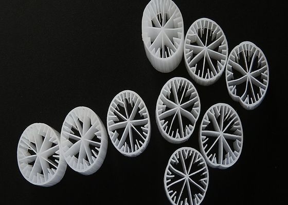 購入 池フィルターメディア 中国工場直接 MBBR 産業用水のための浮遊キャリア ISO9001 FDA SAFTY online manufacture