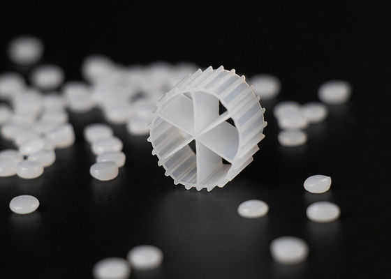 購入 MBBR 100% ヴァージン HDPE PE04 BIO フィルタメディア 白色 0.98g/Cm3 online manufacture