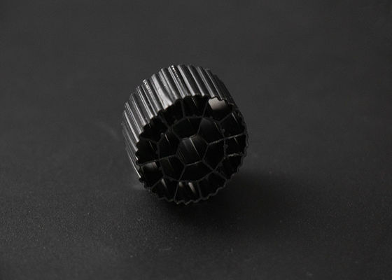 購入 ブラック カラー フローティング 25*12MM Mbbr バイオフィルター メディア HDPE 素材 online manufacture
