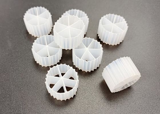 購入 白色 FDA 安全なHDPE素材 動くベッド バイオフィルム 原子炉 寿命 15年 online manufacture