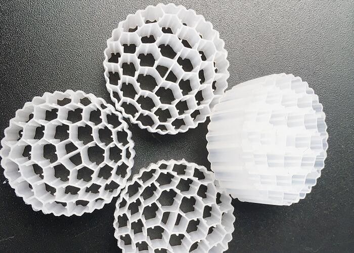 アクティブセルバイオチューブ MBBR プラスチックフィルターメディア 白色 800m2/M3