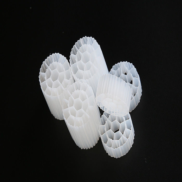 バージン HDPE フローティングフィルターメディア プラスチックバイオメディア 25mm X 10mm