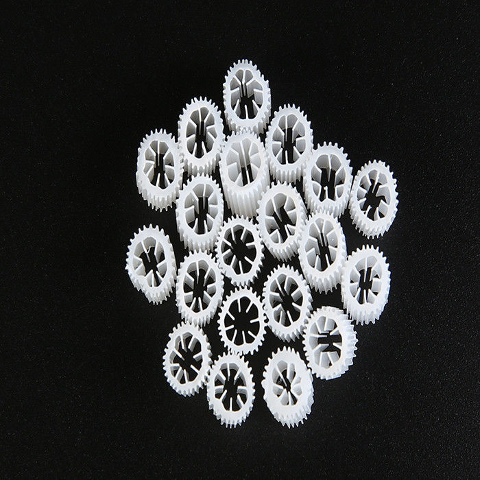 7 ホール フローティングフィルター メディア HIPS 素材 工業用下水のためのプラスチックバイオセル