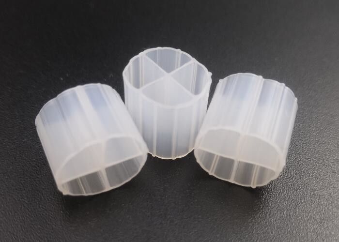 高効率のMBBR プラスチックフィルターメディア 低エネルギー消費 MBBRバイオキャリア