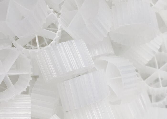 MBBRメディア 16*10mm BIOフィルターメディア RAS 養魚類の養殖の窒素化