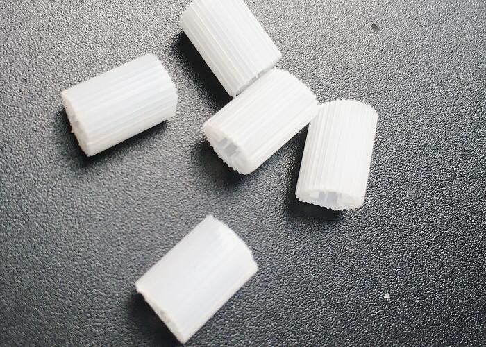 HIPS 5*10MM 3500M2 / M3 BIOフィルターメディア Mbbr 浮遊冷却塔