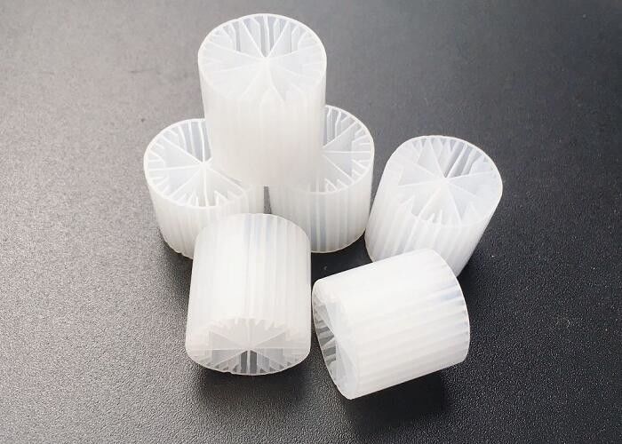 移動ベッド 原子炉 15*15mm MBBR 水処理 無気力タンクのためのバイオメディア