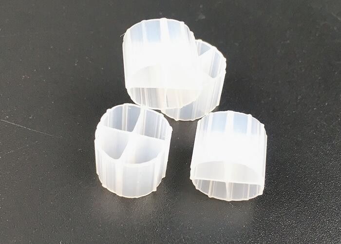 ホワイト フローティングフィルター メディア 純 HDPE 素材 PE01 12mm X 9mm