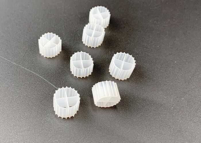 11*7mm MBBR バイオボール フィルターメディア 大面積