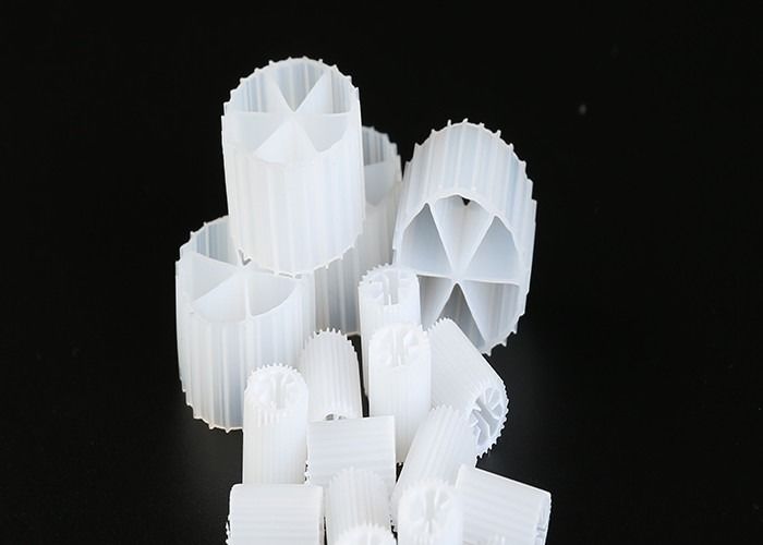 長寿命 19ホールK1フィルターメディア 純 HDPE素材 バイオボール RASと廃水用