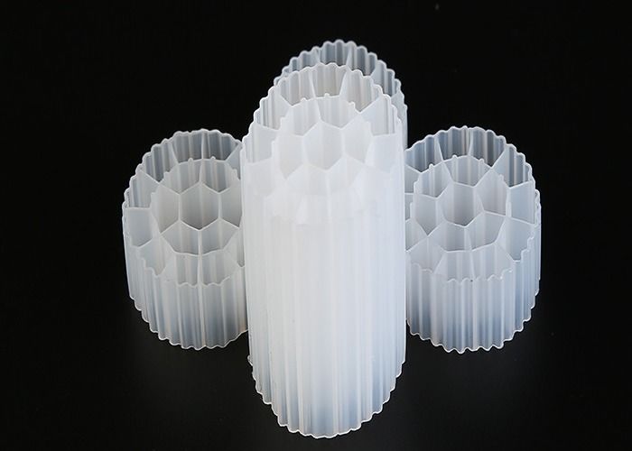 ヴァージンHDPE素材 MBBR プラスチックフィルターメディア 廃水処理用 白色