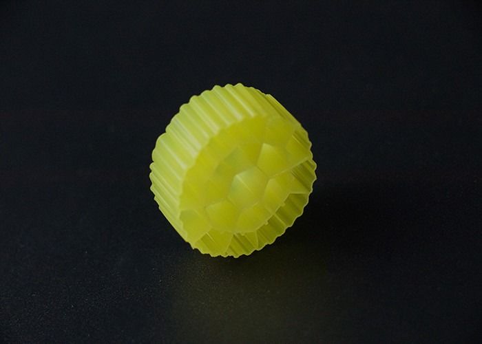白色 MBBR フィルター メディア K3 バイオ メディア 純 HDPE の良い衝撃耐性
