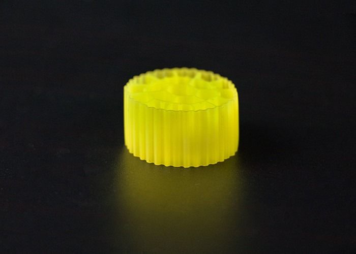 白色 MBBR フィルター メディア K3 バイオ メディア 純 HDPE の良い衝撃耐性