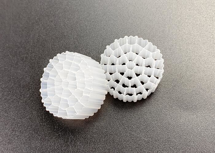 バイオチューブ MBBR プラスチックフィルターメディア 800m2/M3 大面積