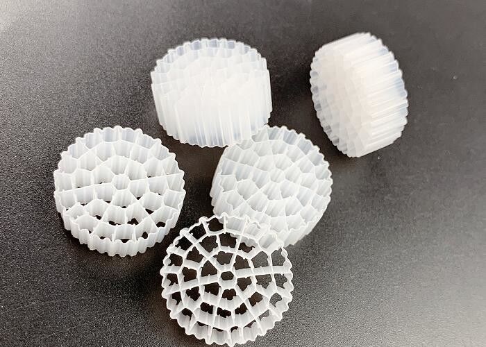 IFAS FDA Safty HDPE 白色 MBBR バイオセルフィルターメディア A/O テクノロジー