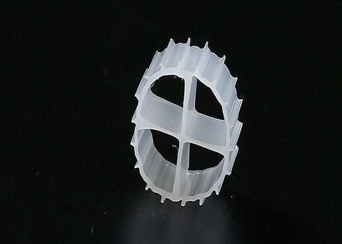 PE 衝撃防止水族館 MBBR フィルター メディア 白色 fda キャリア 11*7MM MBBR バイオフィルム キャリア