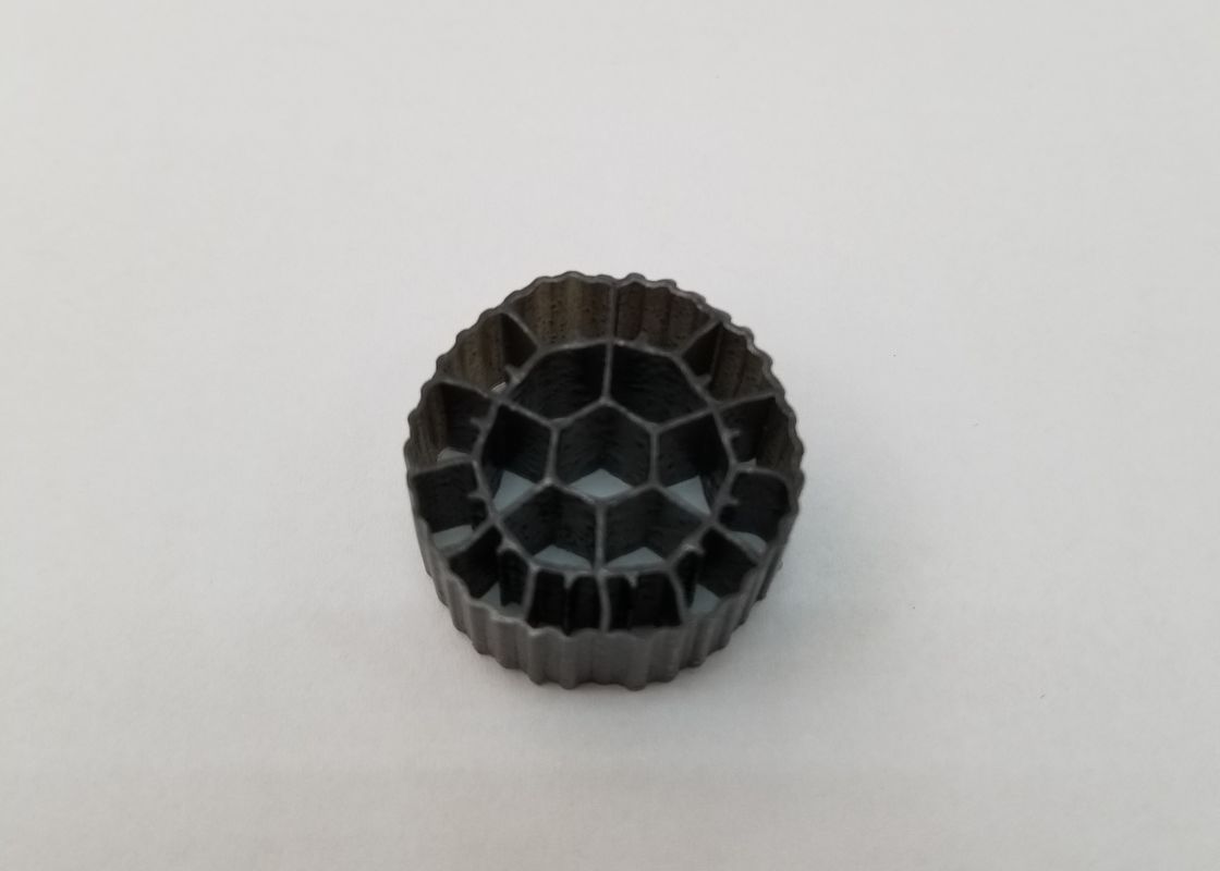 25mm x 12mm 色とりどりのMBBRフィルターメディア HDPE素材 PE06バイオメディア