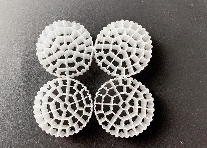 白色 SBR プロセス水処理 MBBR フィルターメディア ROHS REACH